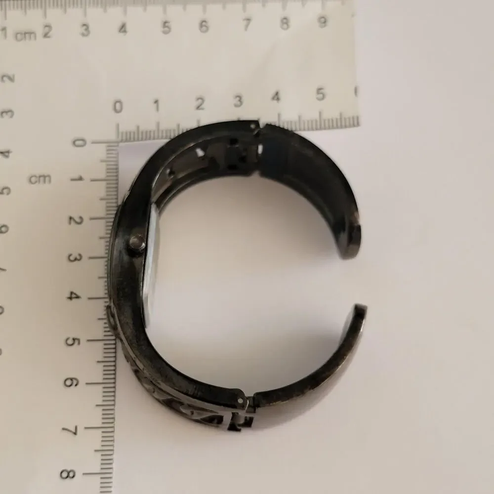 Womens Watch Black Dial Black Case Black Bangle Stainless Steel GEN553 Quartz